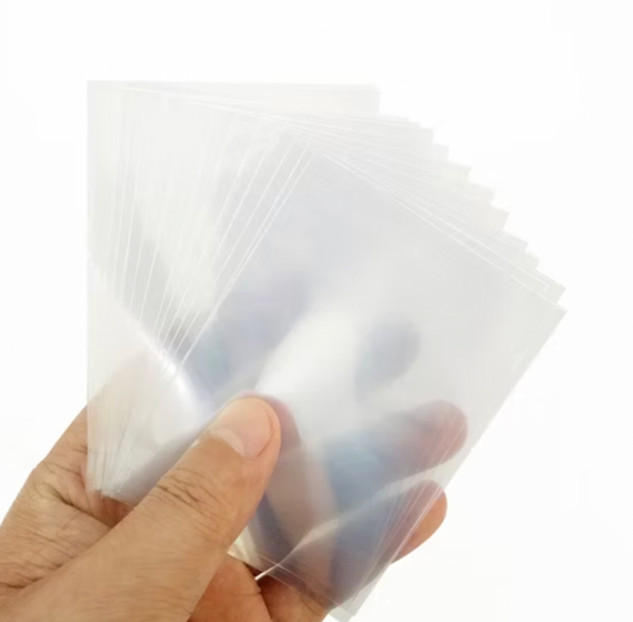 Semi Rigid Card Holders: Best Card Savers | TCG Protectors